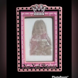 NWOT•New York Princess ceramic picture frame